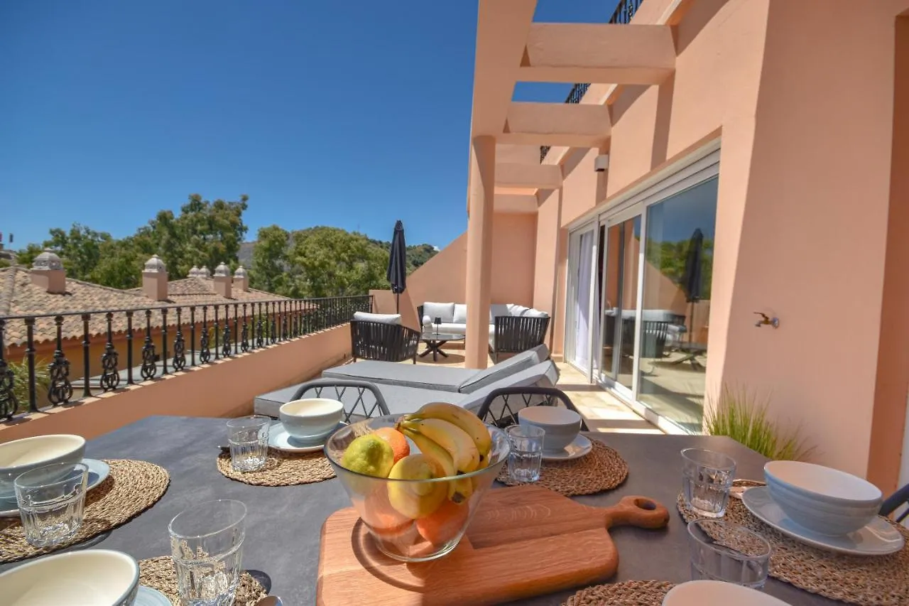 Penthouse With Sea Views In Nueva Andalucia Apartment Marbella
