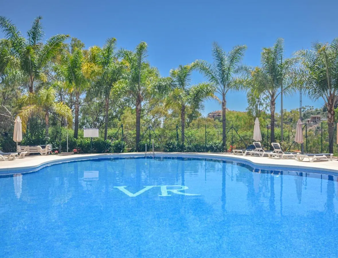Penthouse With Sea Views In Nueva Andalucia Apartment Marbella