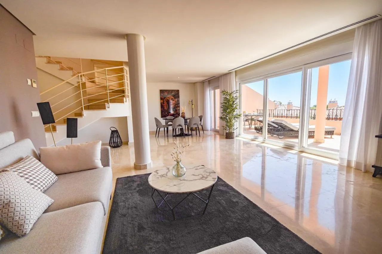 Penthouse With Sea Views In Nueva Andalucia Apartment Marbella