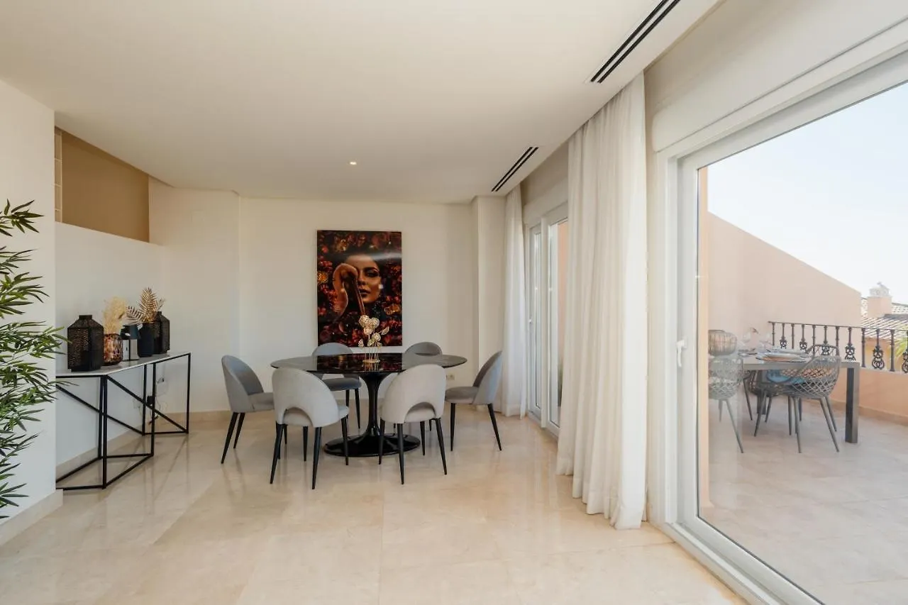 Penthouse With Sea Views In Nueva Andalucia Apartment Marbella